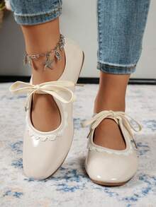女士时尚蕾丝舒适优雅学生平底鞋，亮面皮革透气玛丽珍单脚套脚芭蕾舞鞋，日常穿着乐福鞋 - 米色 - 查看 4