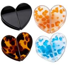 女士绿色四叶草发夹，采用醋酸纤维塑料制成，饰有小巧的四叶草图案，是爱尔兰节日和圣帕特里克节装扮的理想之选。 - 彩色 - 查看 9