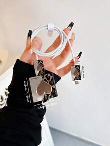 4件套心形豹纹手机充电配件套装，包含1个充电器保护套、1个白色数据线束带和2个数据线保护套 - 20W/18W充电器适配器、适配器保护套，兼容 11/12/13/14/15/16/13 Pro Max/16 Pro Max/17 Pro Max - 彩色 - 查看 2