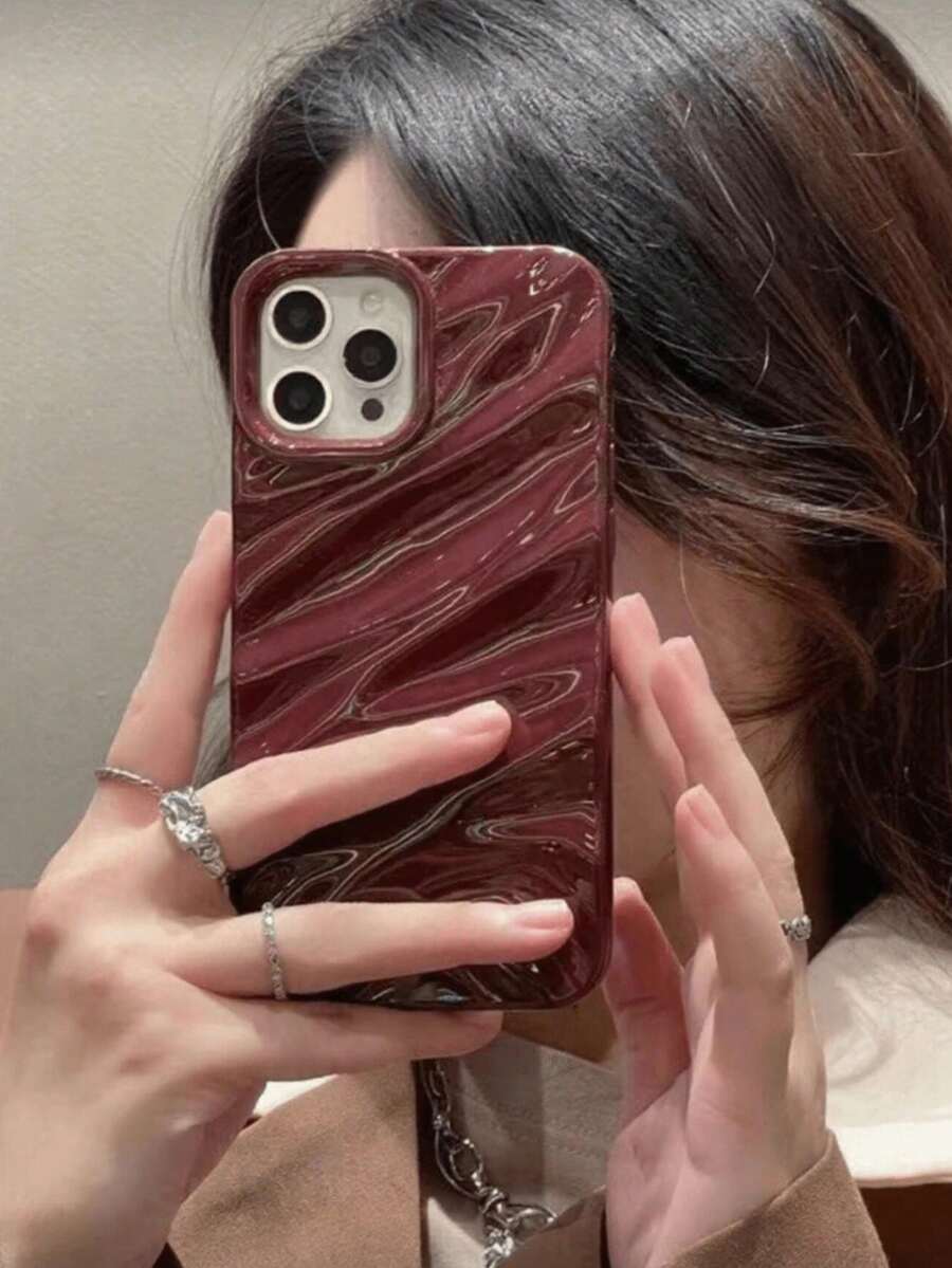 1个全新亮面波浪纹酒红色纯色手机壳，兼容 17 Pro Max/17/17 Pro/16 Pro Max/16/16 Pro/16 Plus/15 Pro Max/15 Pro/15 Plus/15/14 Pro Max/14 Pro/14/13 Pro/13/12 Pro/12/11/XS/XS Max/8 Plus/7，防摔软壳，适用于13 Pro Max/XR，女士款