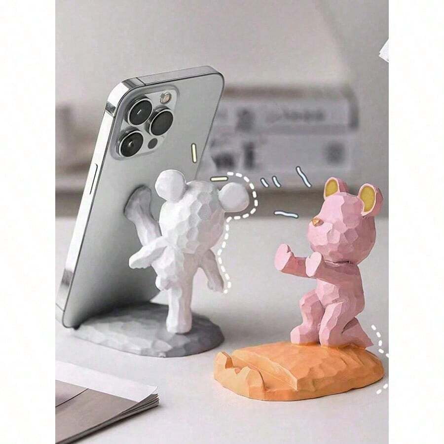 可爱不规则造型小熊手机支架装饰摆件，兼容手机和平板电脑，适用于桌面、床头、客厅、书房、卧室等场所，可作礼物、生日礼物、毕业礼物、春季周年纪念礼物等。 - 彩色 - 查看 1