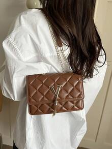 New Arrival Small Flap Bag With Tassel Chain, Niche Design Shoulder Crossbody Bag, Fashionable Chain Strap Mini Square Bag, Crease-Resistant Solid Color Rhombus Pattern Messenger Bag - Brown - View 4