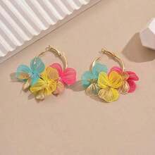 1 Pair Minimalist 3D Flower Earrings Women (Random Petal Colors) - Multicolor - View 3
