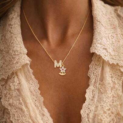 1件装时尚经典花朵字母吊坠金色不锈钢链项链，女士款