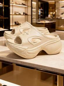 W 女士9厘米厚底防水十字花纹拖鞋，防滑轻便加厚防水拖鞋 - 米色 - 查看 1