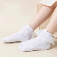 3双装女童白色蕾丝荷叶边短袜，柔软透气网眼荷叶边袜，公主风可爱荷叶边袜，适合儿童日常穿着和角色扮演。 - 白色 - 查看 6