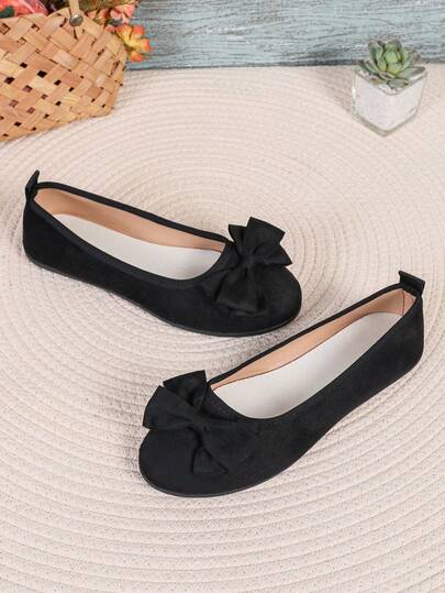 1 Pair Black Plus Size Flat Loafers For Teens, Solid Color With Bow Decor, Round Toe, Non-Slip, Comfortable Slip-On Casual Shoes, Suitable For Female Students, Spring/Summer 2026 New Arrival