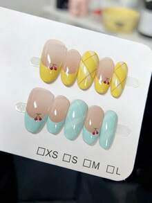 10片纯手工制作的按压式美甲片，长款杏仁甲型，多色美甲，甜美少女风，黄色搭配薄荷蓝撞色法式美甲，手绘樱桃和格子图案，可爱简约，修饰肤色，适合女性和女孩，春夏秋冬节日派对及日常佩戴。 - 彩色 - 查看 1