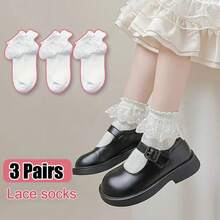 3双装女童白色蕾丝荷叶边短袜，柔软透气网眼荷叶边袜，公主风可爱荷叶边袜，适合儿童日常穿着和角色扮演。 - 白色 - 查看 10
