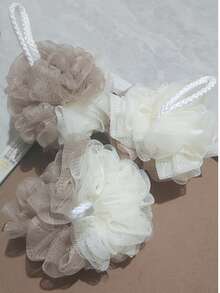 二合一去角质浴巾套装，可轻柔或粗暴去角质，有效清洁身体，优质网状材质，便捷系带设计，包含浴球和浴巾，令肌肤光滑，适合日常使用。 - B - 查看 4