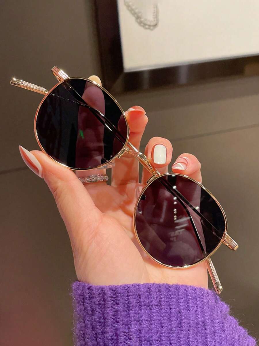 1 chiếc kính thời trang nữ gọng tròn nhỏ bằng kim loại màu đen, kiểu dáng retro, phù hợp để đeo hàng ngày và chụp ảnh đường phố. - Tro vàng - Xem 1