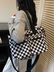 1个棋盘格纹灯芯绒材质女士时尚手提包，大容量多口袋收纳包，配有可拆卸可调节肩带，适合休闲、购物、旅行、工作、上学、聚会、送礼等场合。 - 黑色 - 查看 2