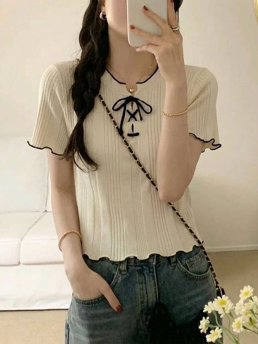 Summer Color-Blocked Slim-Fit Tie Neckline Women's Short-Sleeved Knit Top With Ruffled Trim