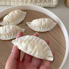 1pc Realistic Dumpling Squeeze Toy - Japanese Style Pan-Fried Dumpling Squeeze Toy - Japanese & Korean Style Hanging Decor Soft Squeeze Toy - Finger Squeeze Toy - Stress Relief Squeeze Toy - Anxiety Relief Squeeze Toy - Novelty Stress Relief Gadget - 2026 New Model - Gift For Friends - Collectible Gift - Holiday Gift - Birthday Gift - Thoughtful Item - Multicolor - View 6