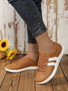 Women's Plus Size Wide Toe Box Minimalist Leather Sports Shoes With Two Side Stripes And Front Lace-Up Barefoot Design, Suitable For Sports And Casual Wear - Brown - View 4