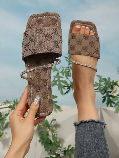 Women's Summer Fashion Open-Toe Flat Sandals: Niche Knotted Cross Slippers For Daily Casual Wear, Soft Outdoor Summer Beach Slides