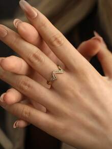 New Stainless Steel Wavy Rhinestone Open Ring, Fashionable And Elegant - Golden 11 - View 5