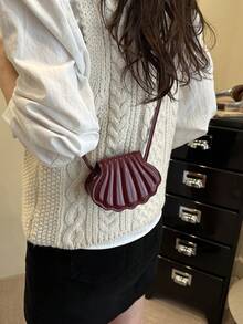 Fashionable Mini Handbag, Flip-Top Shell Bag, Stylish Versatile Women Shoulder Bag - Red - View 2