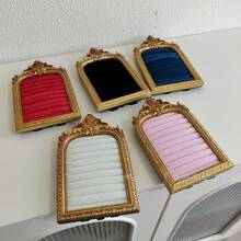 Supporto espositivo per gioielli in resina vintage, organizer da tavolo per collane e orecchini con rivestimento in velluto, portaorecchini e portacollane multifunzione, mobile espositivo decorativo per gioielli, adatto per la decorazione della casa, regali per le feste, torre portamonili, supporto per orecchini, conservazione dei gioielli, accessori classici per gioielli, design vintage - Multicolore - Visualizzare 9