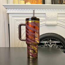 Stanley2026 40 Oz H2.0 Insulated Tumbler,With A Comfortable Handle, Featuring Double-Walled Vacuum Insulated Stainless Steel Construction. This High-Quality Drinkware Keeps Your Beverages At The Perfect Temperature, Whether It's Hot Or Cold, Ensuring The Original Taste Is Preserved For Longer Periods. Designed To Be Lightweight And Portable, It's Perfect For Outdoor Activities Like Camping, Hiking, Driving, And Travel. With A Large Capacity, It Meets Your Hydration Needs Throughout The Day. Stylish And Convenient To Carry, It's An Ideal Choice For Outdoor Enthusiasts And Makes A Thoughtful And Practical Gift, Whether For Friends Or Family. - 棕色 - 查看 5