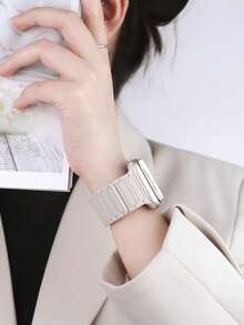 1条男女通用硅胶磁吸表带，兼容表带，兼容 Series 38mm、40mm、41mm、42mm、44mm、45mm、46mm、49mm - Series Ultra/11/10/9/SE/8/7/6/5/4/3/2/1 - 星光色 - 查看 5