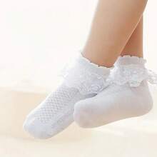 3双装女童白色蕾丝荷叶边短袜，柔软透气网眼荷叶边袜，公主风可爱荷叶边袜，适合儿童日常穿着和角色扮演。 - 白色 - 查看 7
