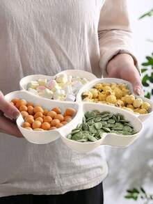 1个装心形派对零食托盘，可作开胃菜盘、零食碗、多层零食碗盘，可盛放坚果、糖果、水果，可重复使用，塑料材质，带4个隔层，适合家庭、餐厅、厨房使用，也是圣诞节、母亲节和开学季的理想礼物。 - 彩色 - 查看 4