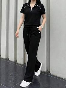 女士时尚黑色翻领半拉链上衣搭配松紧腰宽松长裤套装，纽扣细节，舒适休闲，春夏新款女士服装 - 黑色 - 查看 5