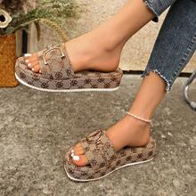 1 par de sandalias planas deslizantes de unicolor elegante con cadena de metal y tela, adecuadas para uso al aire libre en primavera y otoño - Camel - Ver 3