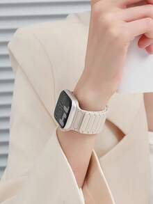 1条男女通用硅胶磁吸表带，兼容表带，兼容 Series 38mm、40mm、41mm、42mm、44mm、45mm、46mm、49mm - Series Ultra/11/10/9/SE/8/7/6/5/4/3/2/1 - 星光色 - 查看 6