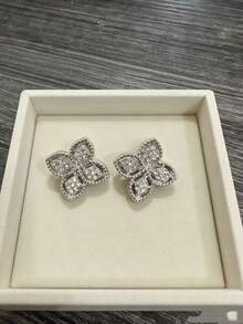 1对经典欧美风格四叶花耳钉 - 彩色 - 查看 7