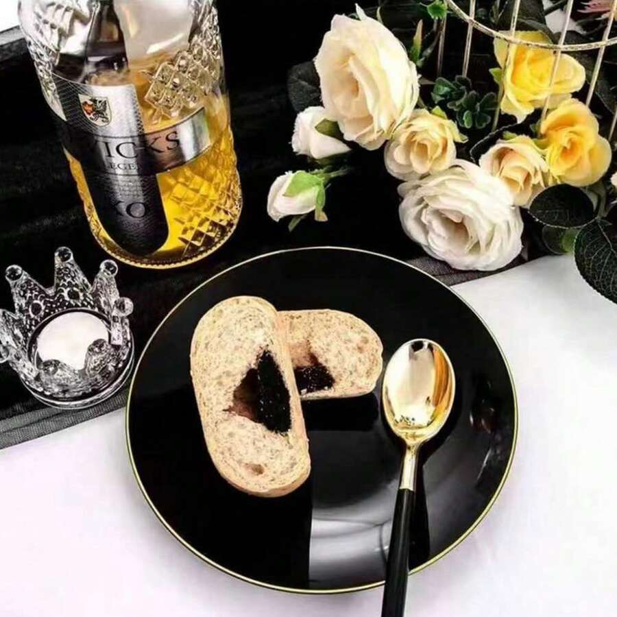 Juego de vajilla de cerámica negra con borde dorado, que incluye platos negros con bordes dorados, adecuado para diversas ocasiones como cumpleaños, fiestas, banquetes, celebraciones festivas, eventos de Año Nuevo y servicios de catering (vajilla de cerámica, lavable y reutilizable) - Negro - Ver 1