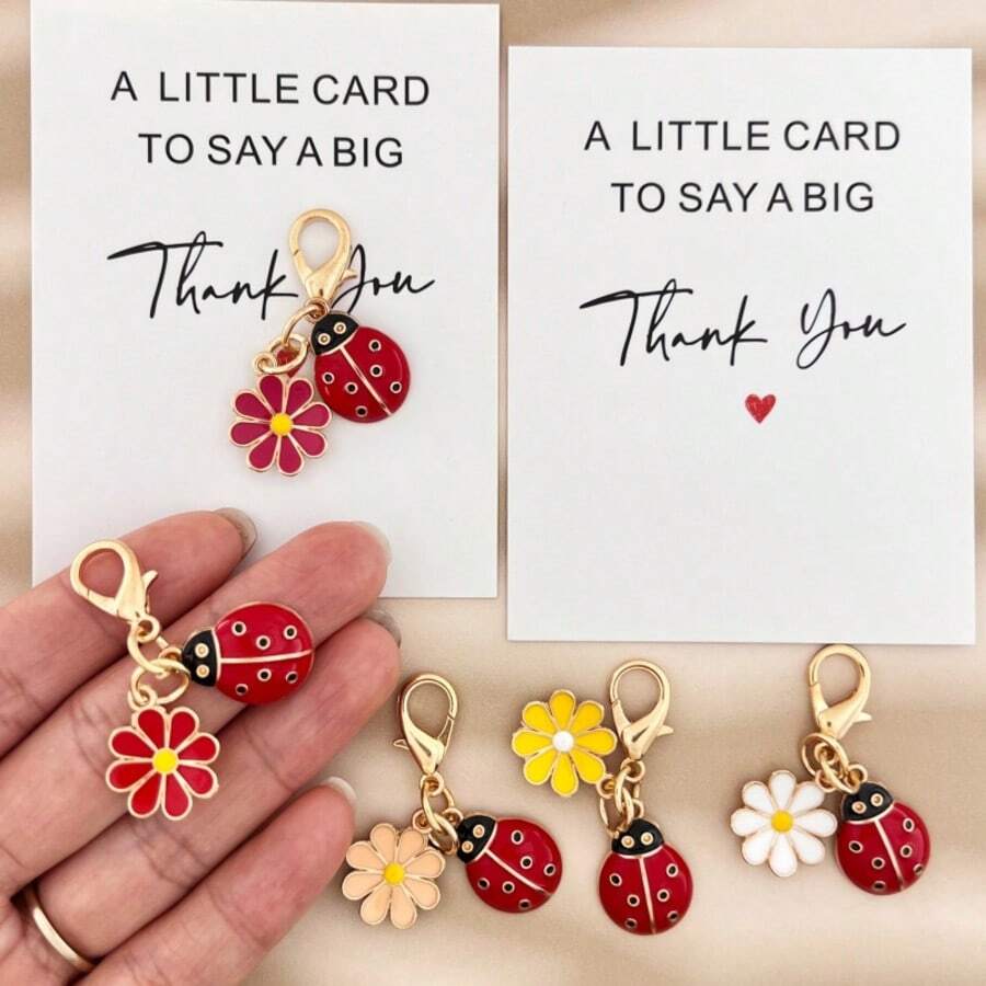 10个/5套可爱瓢虫花朵合金钥匙扣套装，心形感谢卡（含钥匙扣） - 龙虾扣，耐用锌合金 | 适合学生、同事、朋友 | 适合生日、鼓励、节日礼物、异地关怀 | 送给女性、教师、妈妈、闺蜜的贴心礼物 - 彩色 - 查看 1