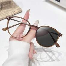 Ultra-Light Oval Frame Photochromic Glasses For Women, Slimming Effect Without Makeup, Large Frame Plain Glasses, Korean Fashion Photochromic Glasses - 亮黑銀框-變灰 - 查看 11