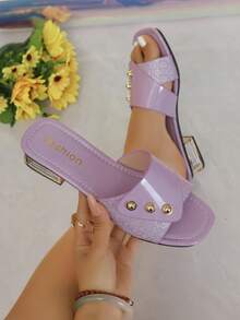 夏季新款厚底水钻凉鞋，时尚铆钉单带拖鞋，中跟防滑舒适沙滩鞋，纯金属 - 淡紫色 - 查看 12