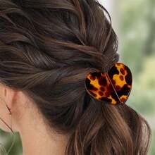 女士绿色四叶草发夹，采用醋酸纤维塑料制成，饰有小巧的四叶草图案，是爱尔兰节日和圣帕特里克节装扮的理想之选。 - 彩色 - 查看 2