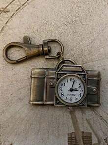 Camera-Shaped Pocket Watch Vintage Bronze Keychain, Innovative Quartz Watch Keychain Pendant, Bag Accessory, Creative Gift, Nurse Watch, Valentine's Day Gift, Gift For Friends, Keychain Pendant, Christmas And Birthday Souvenir. - 青銅2 - 查看 5