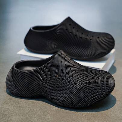 新款情侣拖鞋，人造革材质，舒适防滑，无异味，软底，室内外皆可穿着，时尚设计，EVA防滑耐用舒适拖鞋，适合海滩和居家使用。