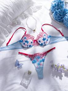 Bộ 2 áo ngực có gọng thêu họa tiết tương phản màu sắc, chất liệu vải mềm mại thoáng khí, thoải mái không gây áp lực, nâng đỡ tốt nhờ gọng. Thiết kế thêu hoa tương phản lãng mạn và bắt mắt, dây đeo mảnh có thể điều chỉnh ôm sát cơ thể. Cảm giác sang trọng cao cấp, phù hợp cho mặc hàng ngày hoặc những dịp đặc biệt, mang lại sự nâng đỡ nhẹ nhàng và vẻ đẹp tinh tế. - Nhiều màu - Xem 1