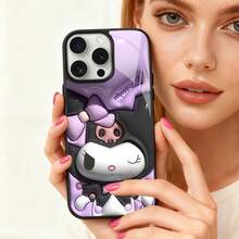 SANRIO 1 pieza Nuevo estuche protector de teléfono antirraídas de acrílico con patrón creativo autorizado, compatible con Apple 17 Pro Max/Air, 16, 11/12/13/14 Plus, XR, 7/8 Plus, 15 Pro Max - Negro - Ver 3