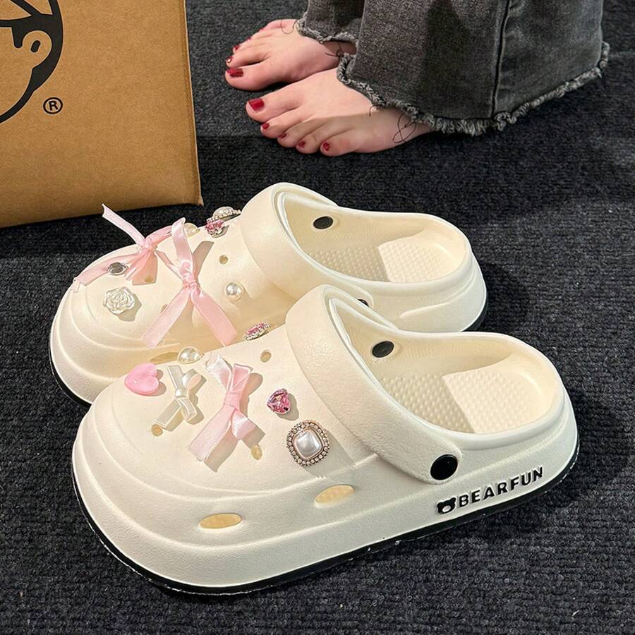 新作メンズ夏用穴あきサンダル、カップル用外出・室内兼用、滑り止めビーチサンダル、女性用2WAYサンダル - 白いリボンボウ - チェックする 1