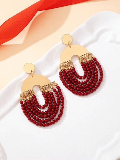1 Đôi bông tai nữ, kiểu dáng thanh lịch, làm thủ công, đính hạt ngọc trai giả, phù hợp cho cả đeo hàng ngày và các sự kiện trang trọng.