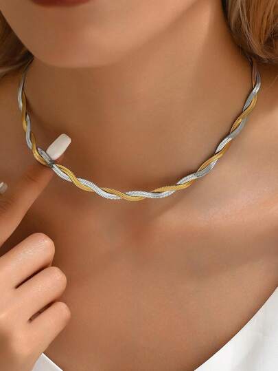 1条18K镀金蛇形人字纹项链，不锈钢双层链条颈链，双色金银扭链饰品，适合女性日常佩戴或派对约会佩戴