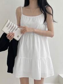 Vestido de tirantes holgado de línea A con volantes en el bajo, estilo retro francés de verano, conjunto de moda para mujer - Blanco - Ver 2