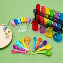 1 Set de Kit de Experimentos Científicos Coloridos, Herramientas Educativas Divertidas para Experimentos, Set de Experimentos Multicolor que Incluye Tubos de Ensayo, Vasos de Precipitados, Cuentagotas y Tazas Medidoras, Suministros Agradables para Experimentos Científicos en el Hogar y el Aula, Adecuado para Educación Familiar, Actividades en el Aula y Entusiastas de la Ciencia, Experimentos Interactivos y Divertidos - Serie de experimentos de color - Ver 3