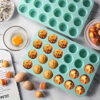 24-Cup Mini Muffin Pan, Non-Stick Silicone Baking Tray, Cake Silicone Mold, Pudding Mold, Oven Baking Tool, Kitchen Utensil. Mousse Cake, Jelly, Egg Tart, Bread Baking Mold.