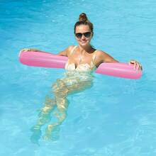 1pc Colorful Inflatable Swimming Stick, A Buoyant Companion For Summer Water Fun! Made Of Lightweight Yet Sturdy PVC, It Can Help Beginner Swimmers Maintain Balance And Serve As A Fun Pool Accessory. Redefining Water Leisure By Ditching The Bulkiness Of Traditional Floats, This Inflatable Stick Is Soft And Skin-Friendly., Pool Inflatable, Beach Essentials, Pool Float - MultiWarna - View 10