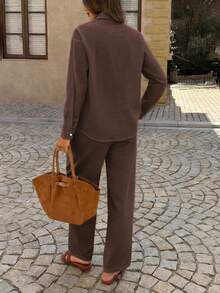 PoPoHouse 女士两件套 - 纯色棉质休闲优雅长袖翻领衬衫上衣搭配宽松阔腿裤，适合日常通勤、休闲旅行、情人节、春夏休闲穿着 - 深棕色 - 查看 3