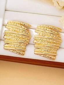 1 Pair Vintage Asymmetrical Crinkle Texture Geometric Earrings, Creative Versatile Earrings - Yellow Gold - View 3