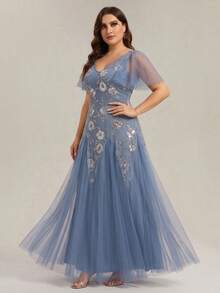 EVERPRETTY Plus Size Women's Rose Floral Sequin Decor V-Neck Formal Party Dress, Ruffle Hem A-Line Maxi Gown, Suitable For Wedding Guest Spring - Dusty Blue - View 4